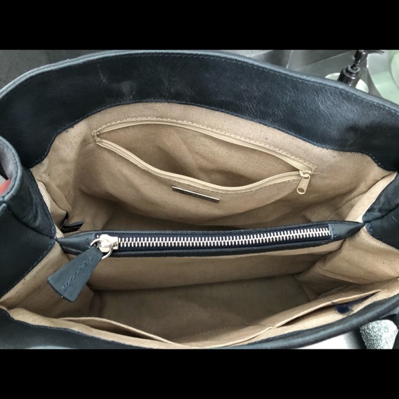 Handbag - Picture 4 of 4